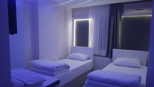 Ünler Otel