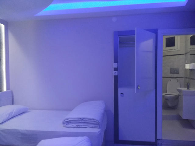 Ünler Otel