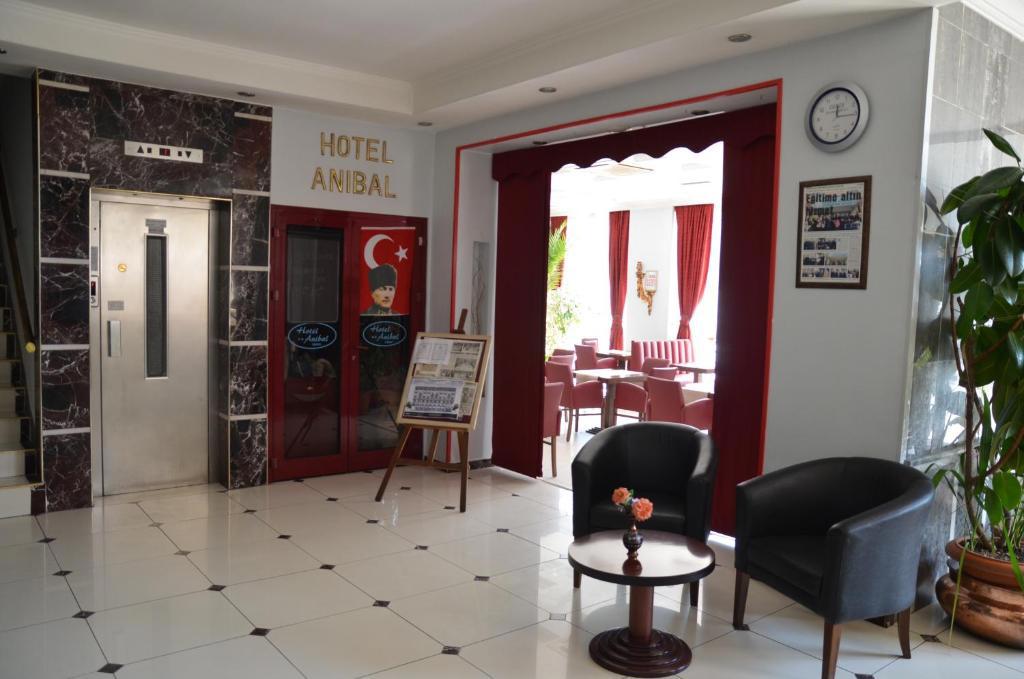 Anibal Hotel