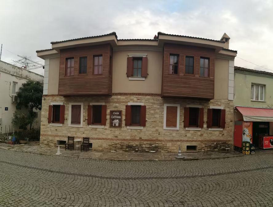 Casa Callinos