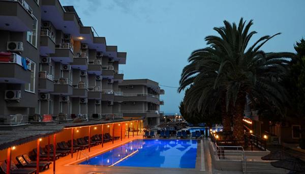 Segmen Hotel
