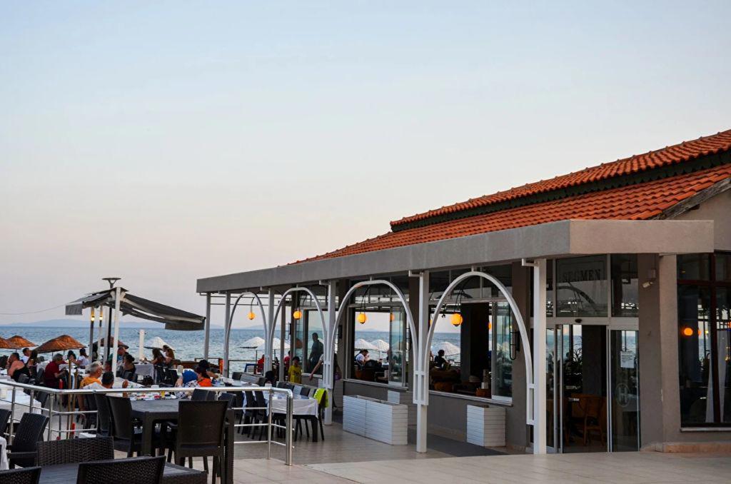 Segmen Hotel