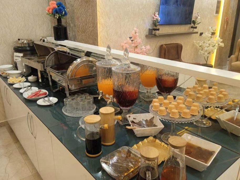 Dostlar Hotel