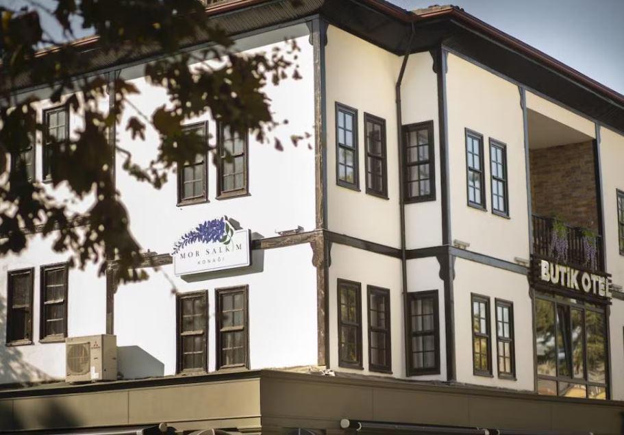 Mor Salkım Konağı Amasya