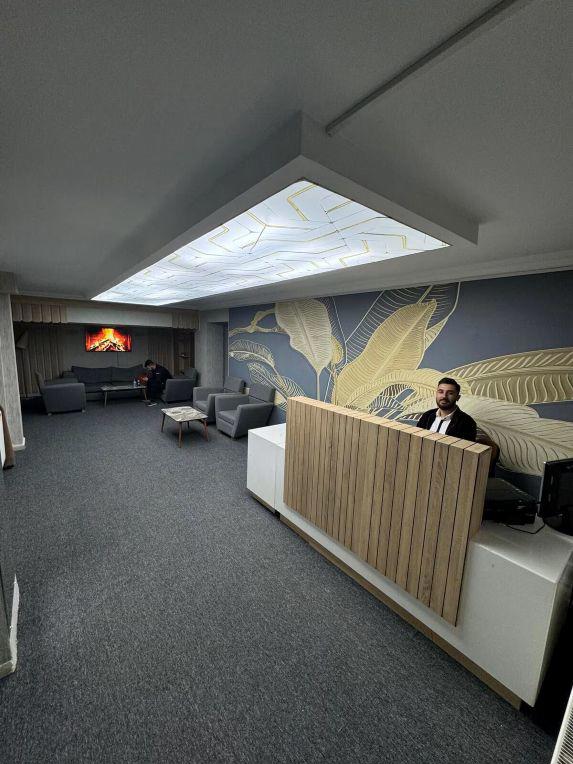 City Blue Hotel