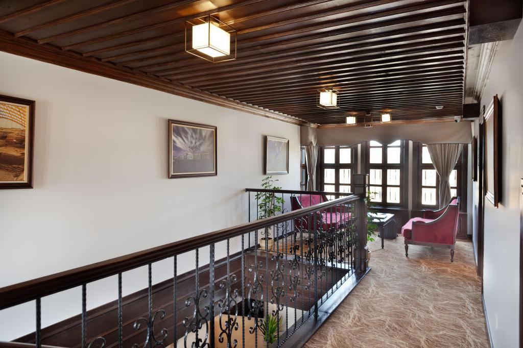 Sırçalı Hotel