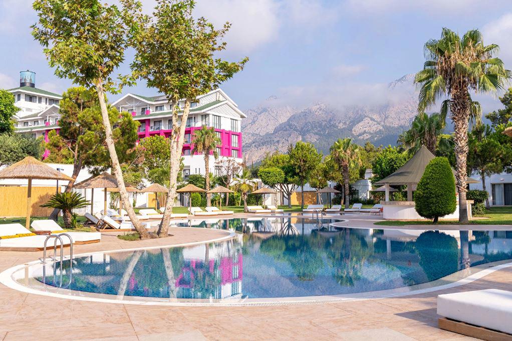 Fashiontv Luxe Resort