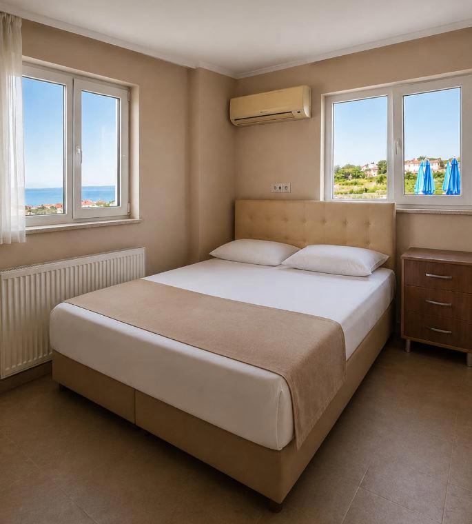 Amadeus Hotel