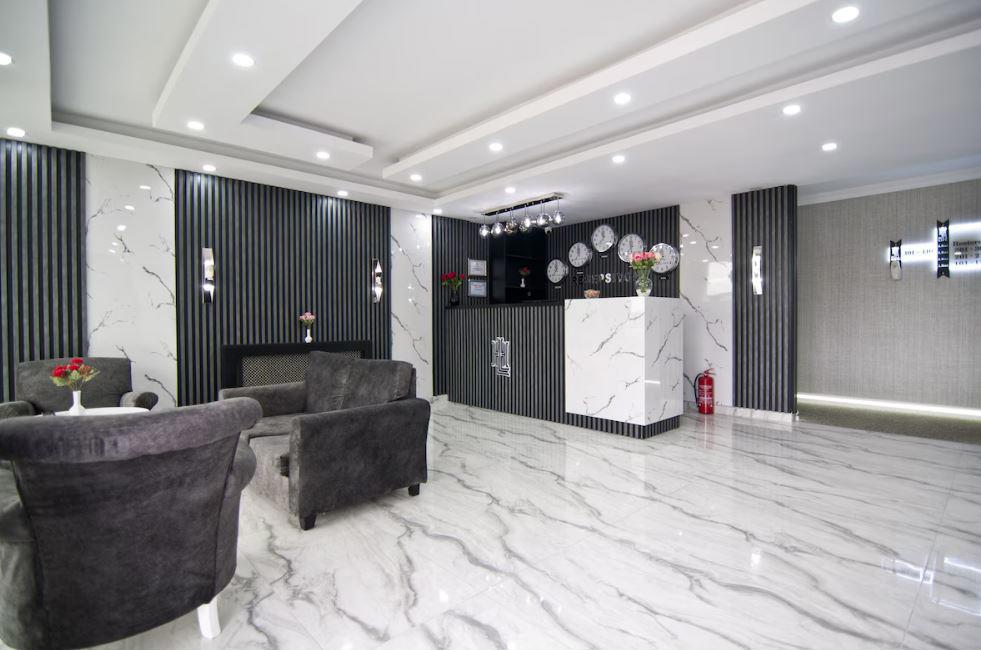 Hill Life Hotel