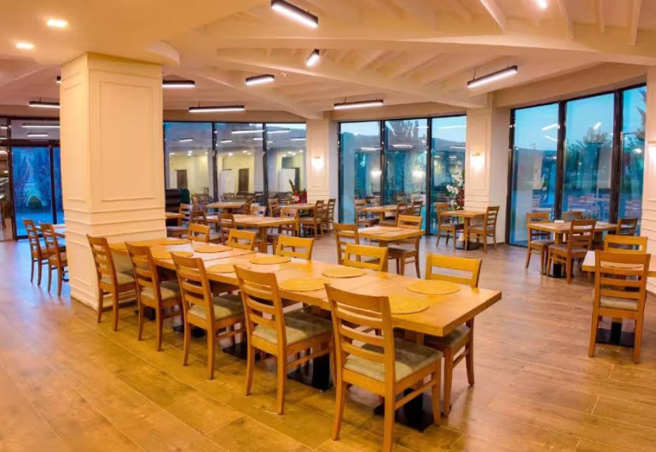 Lina Garden Hotel & Restaurant