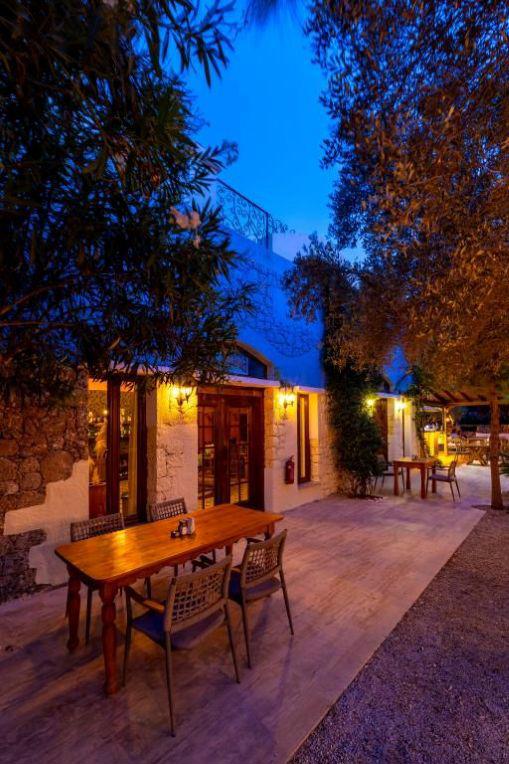 Guest House By West
