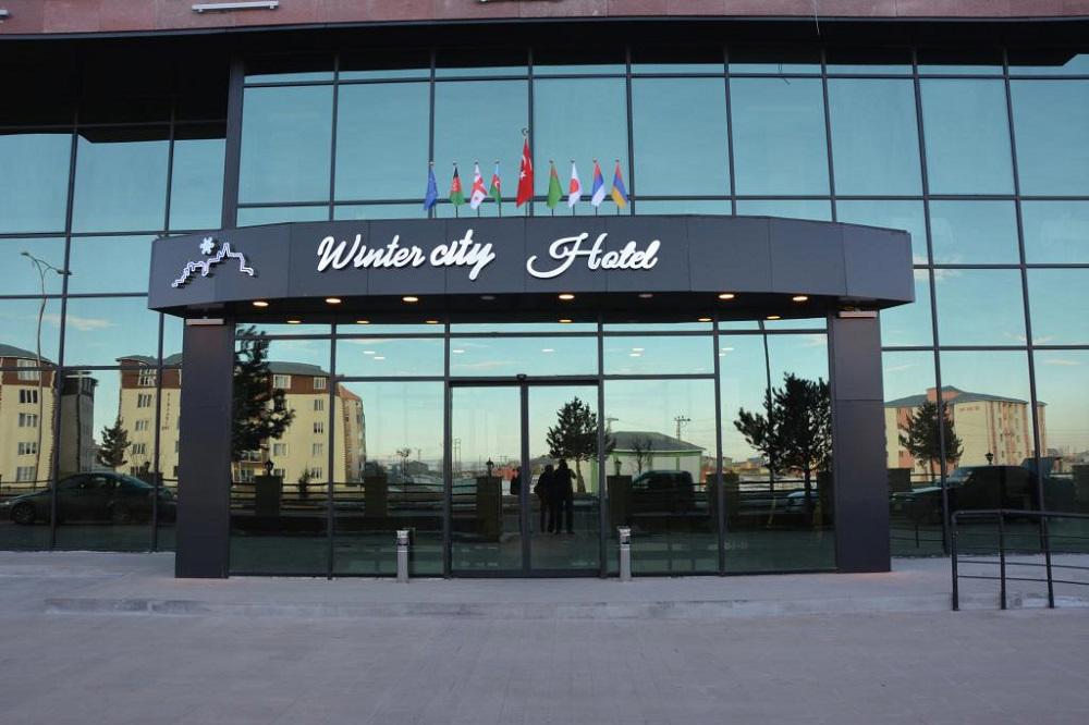 Winter City Hotel