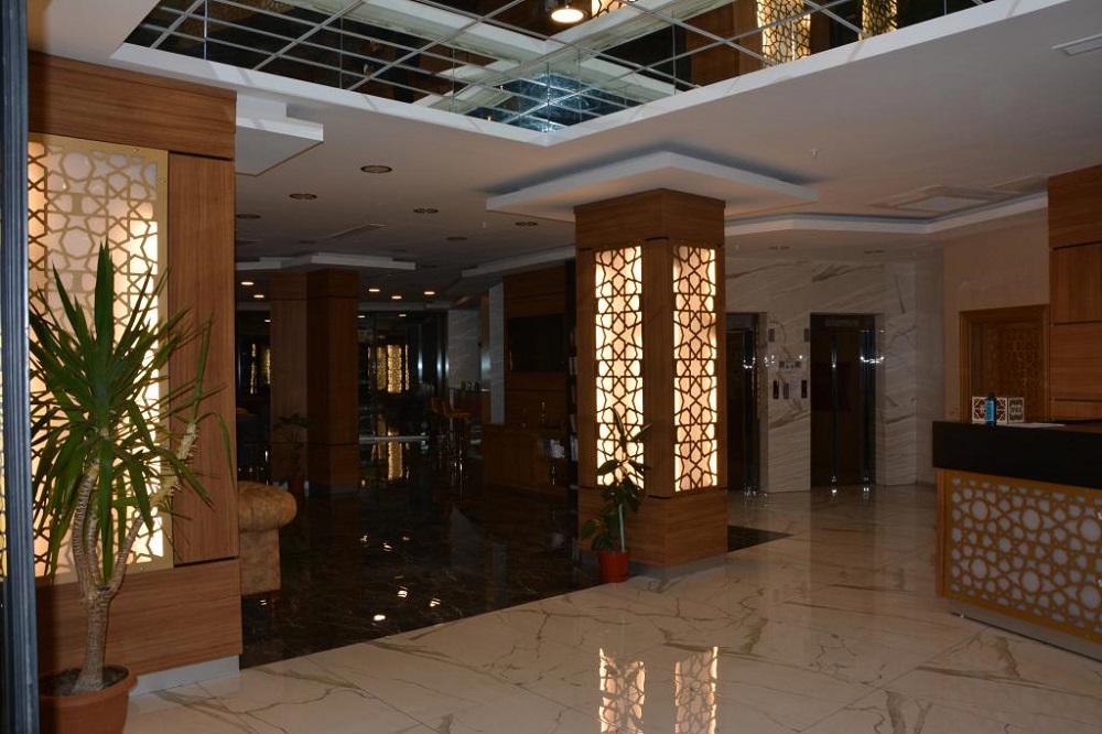 Winter City Hotel