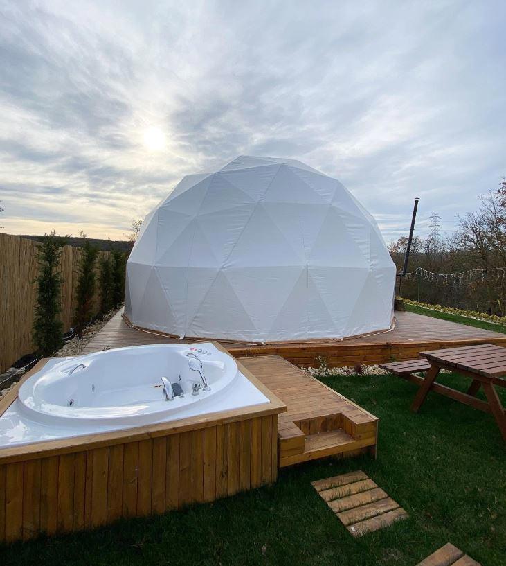 Glamping Dome Marsevleri