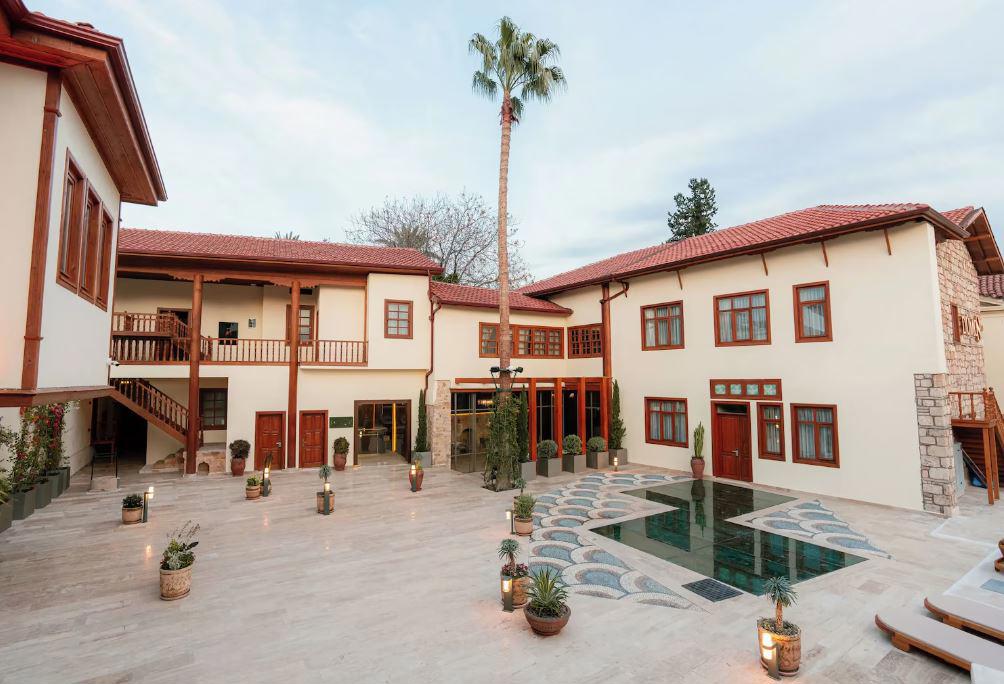 Dumo Suite Hotel