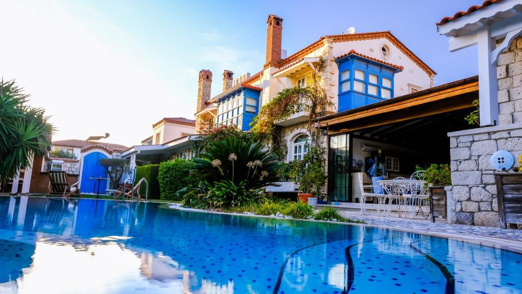 Cumbalı Konak Hotel Alaçatı