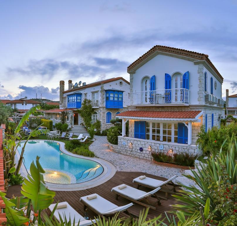 Cumbalı Konak Hotel Alaçatı