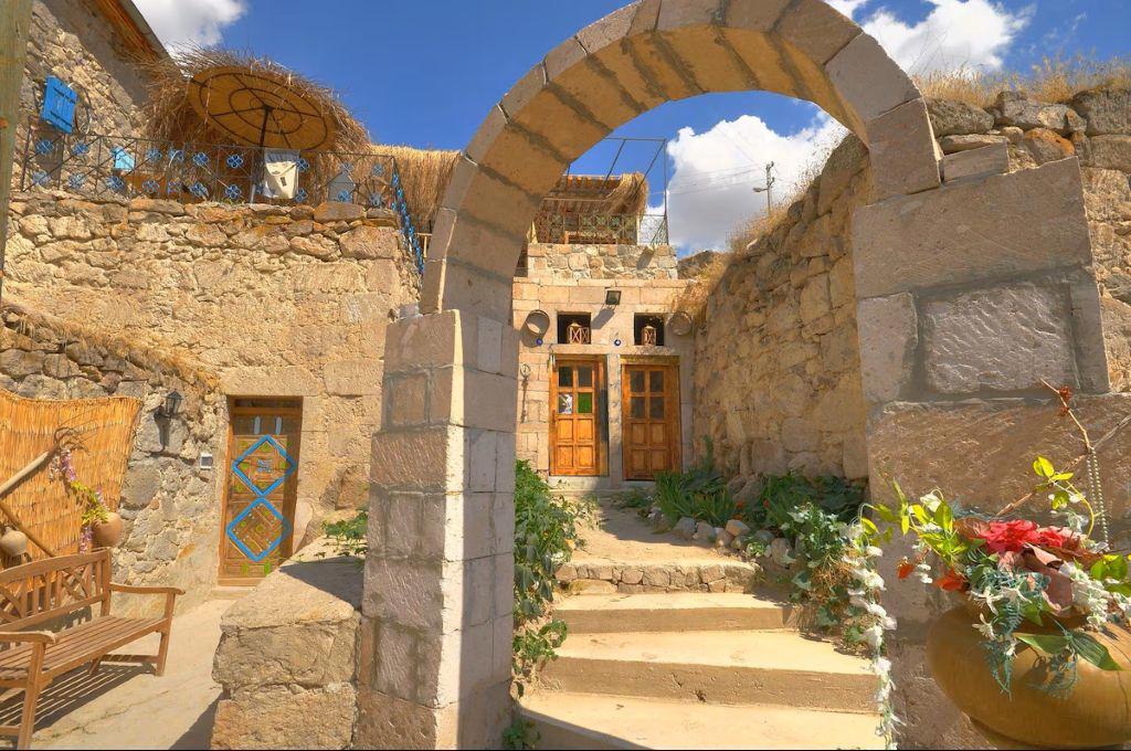 Peristrema Hotel & Restaurant