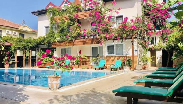 Ten Apart Hotel