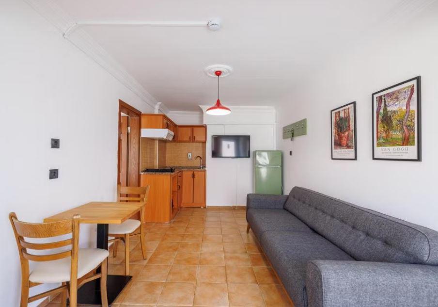 Ten Apart Hotel