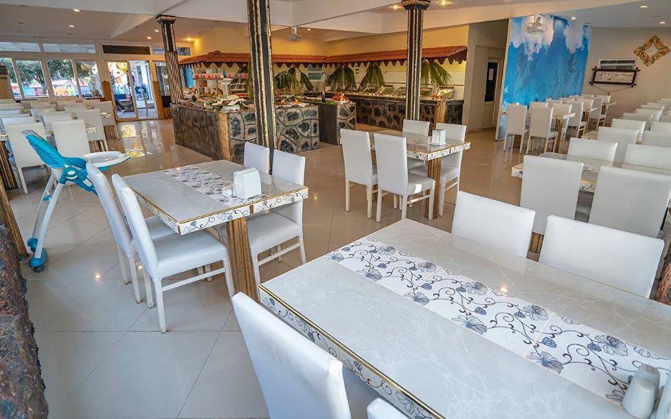 Aperion Beach Hotel