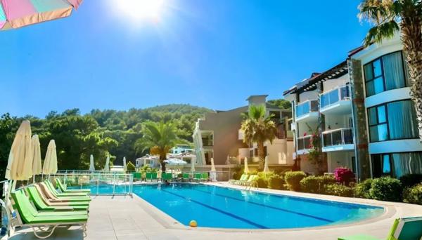 Azure Palm Resort