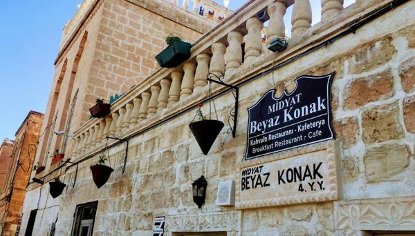 Midyat Beyaz Konak