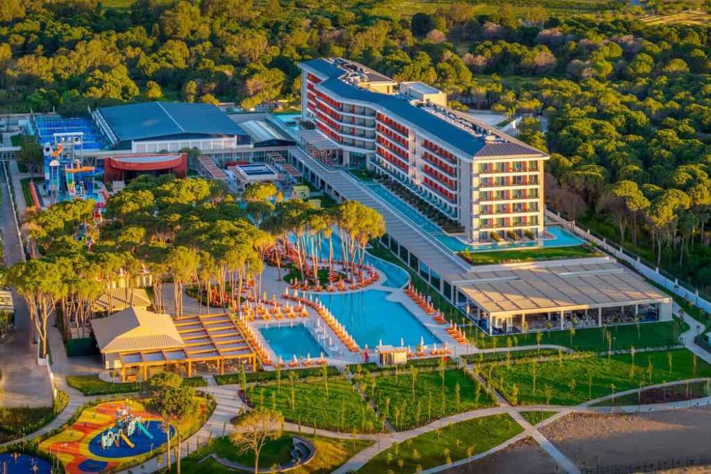 Trendy Perge Resort & Suites