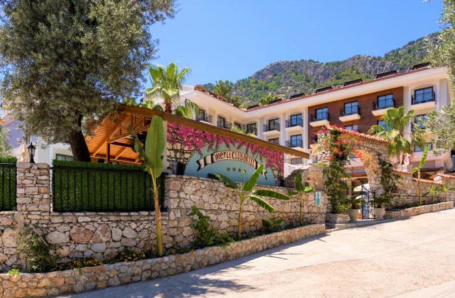 Meril Club Hotel