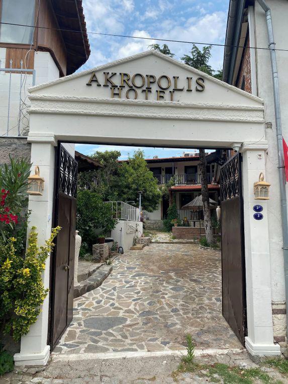 Akropolis Hotel