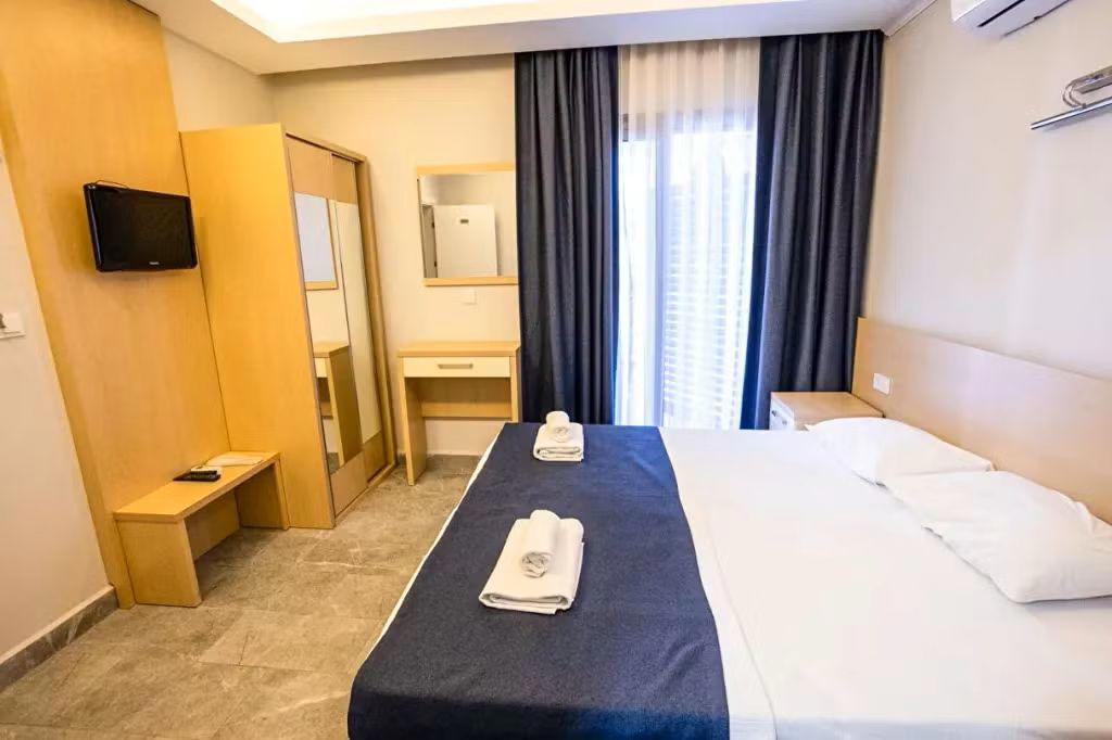 M2 Hotel