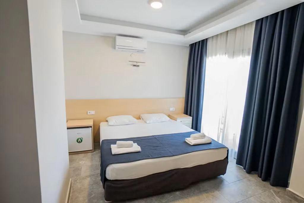 M2 Hotel