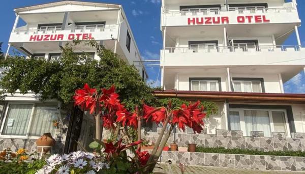 Huzur Hotel