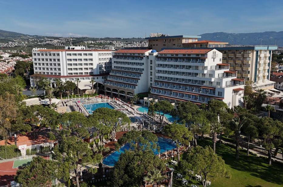 Batıhan Beach Resort & Spa