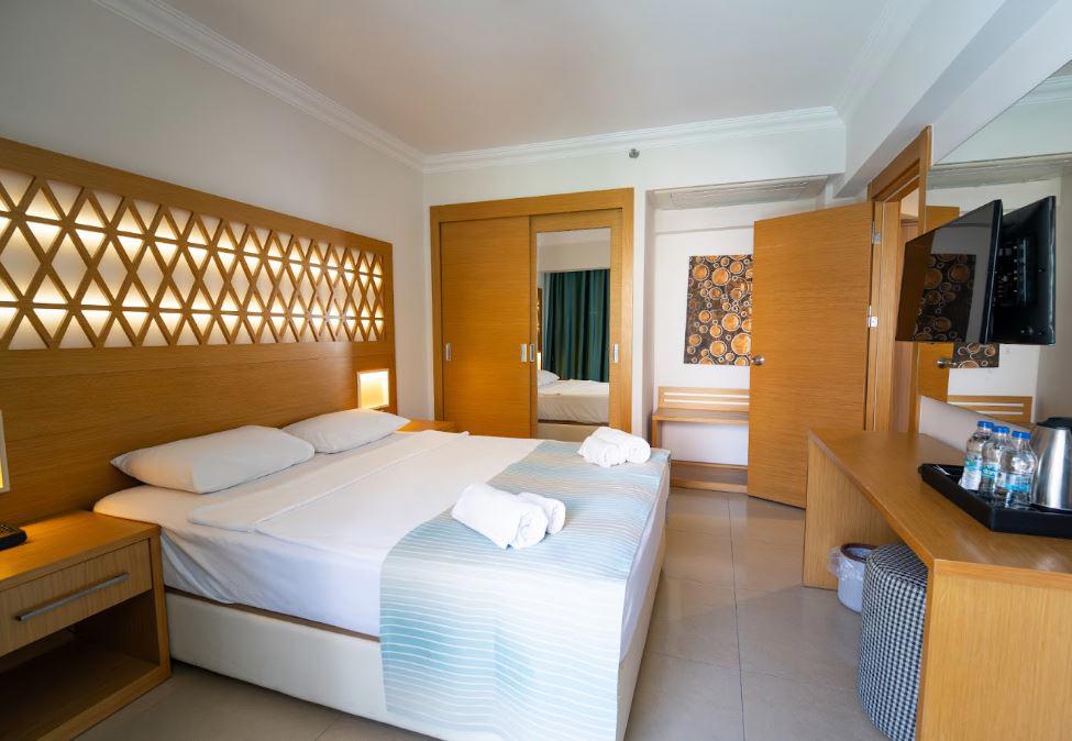Aurasia Design Hotel