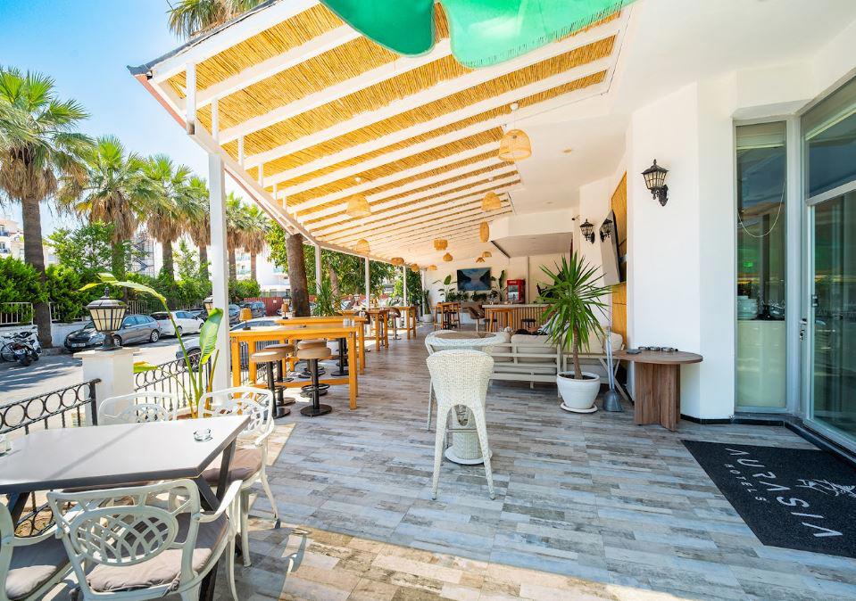 Aurasia Sea Side Hotel