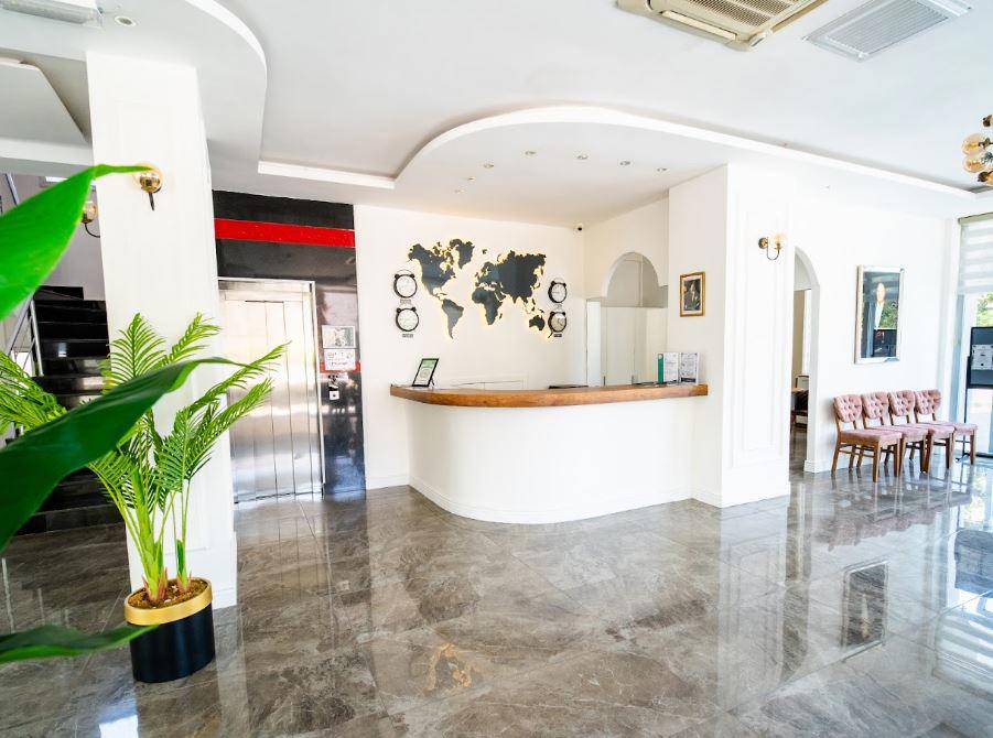 Aurasia Sea Side Hotel