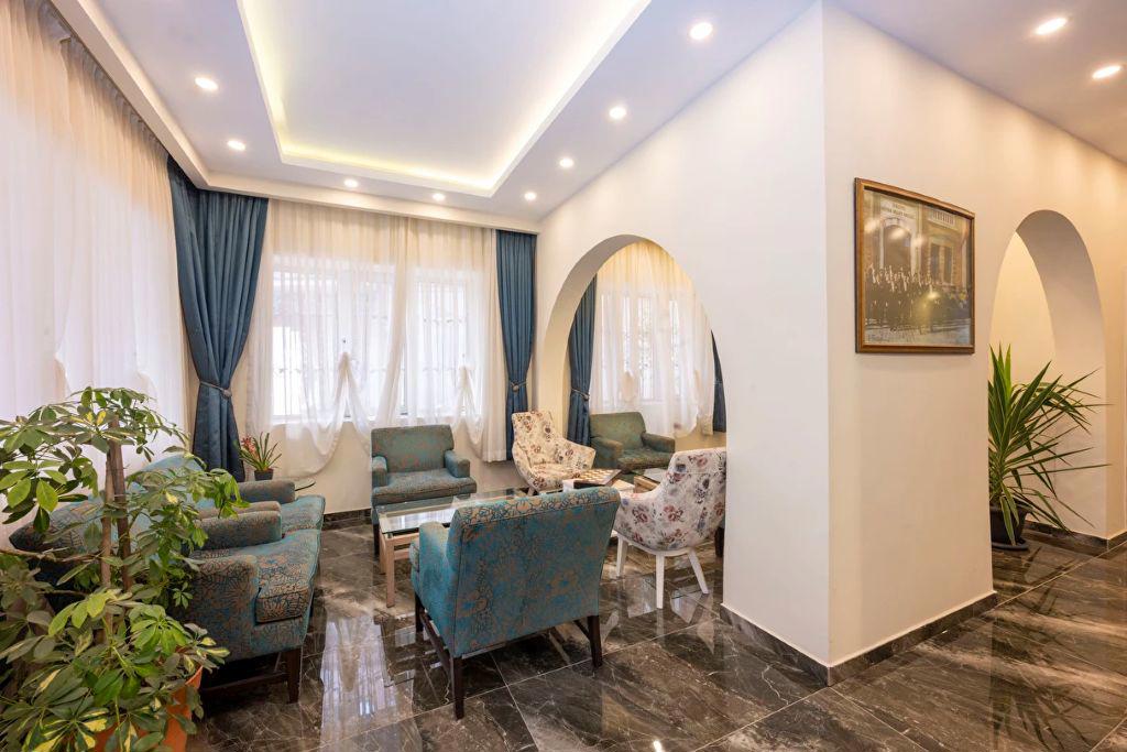 Legend Tulip Hotel