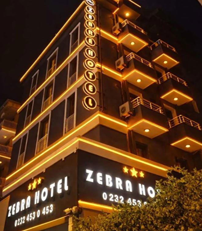 Zebra Otel Buca