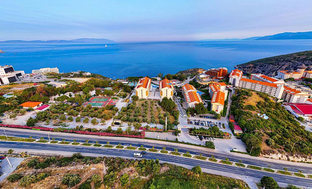 Ramada Resort by Wyndham Kuşadası & Golf
