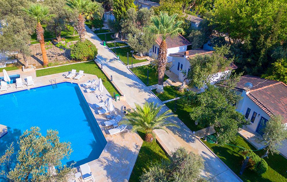 Adella Garden Marina Hotel
