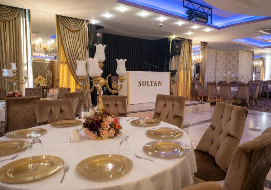 Ay Hanedan Otel