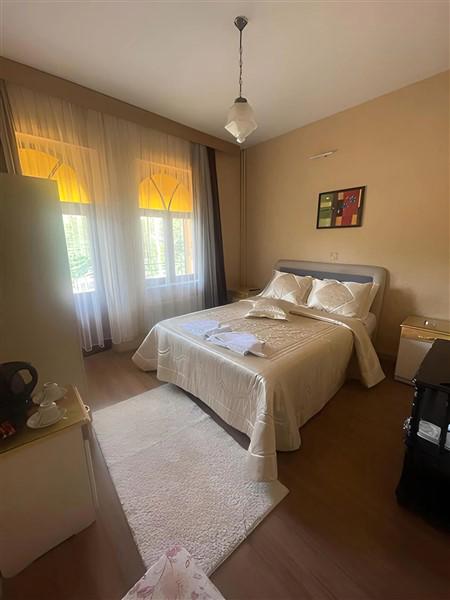 Ilhan Hotel
