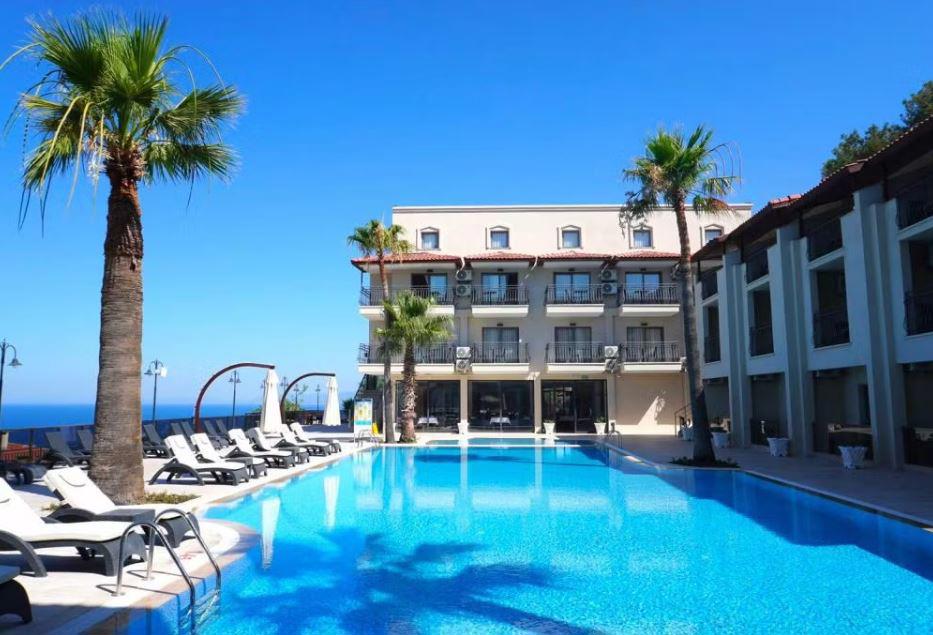 Altamare Hotel Kuşadası