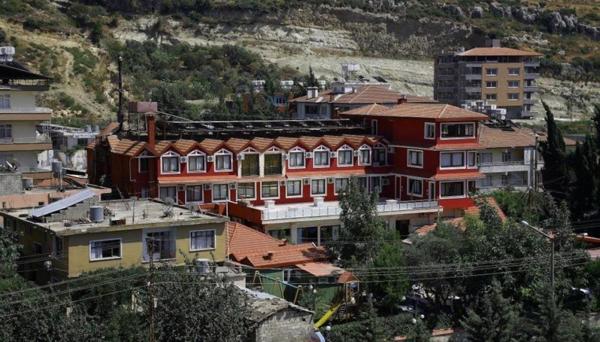 Yaman Hotel & Restaurant