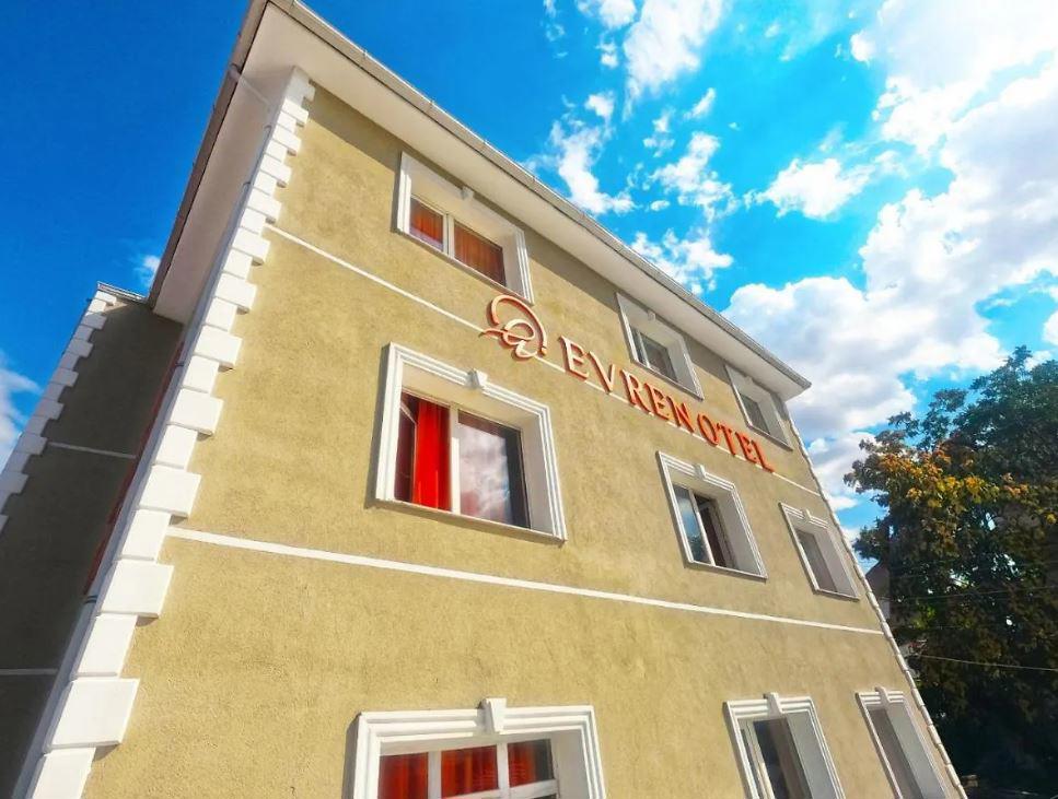 Otel Evren