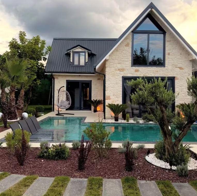 Lavinia House