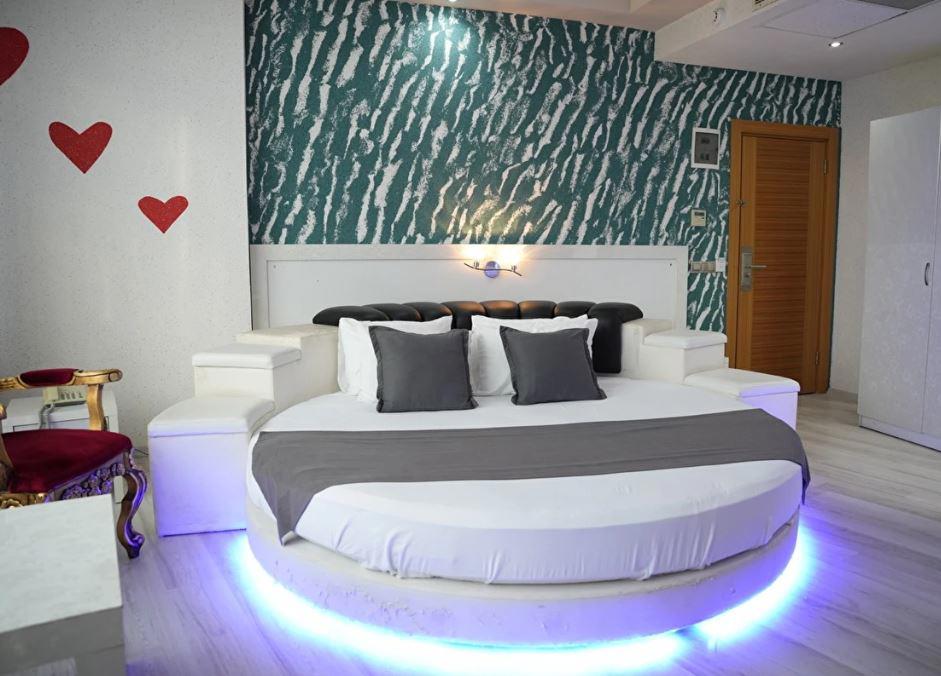 Mira Blue Hotel