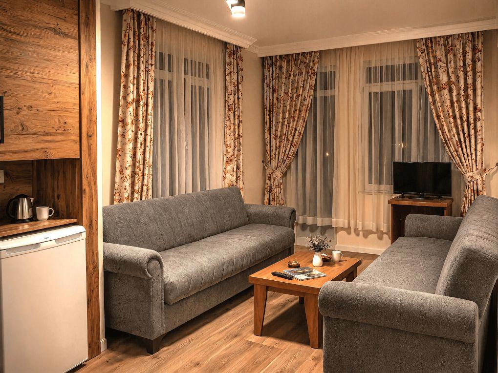 Bella Rose Suit Hotel