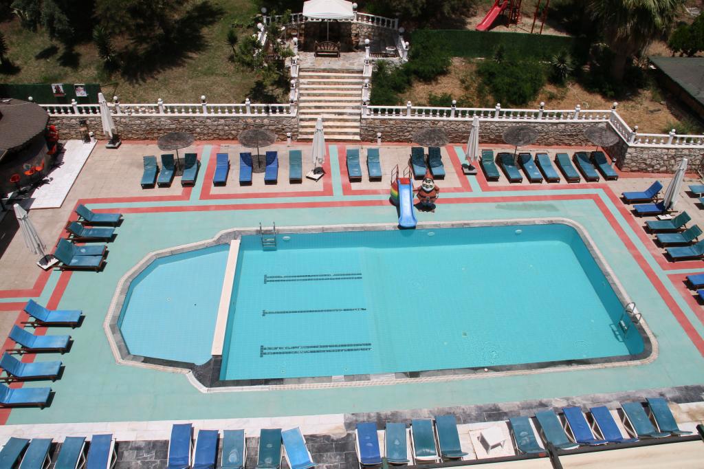 Temple Beach Hotel